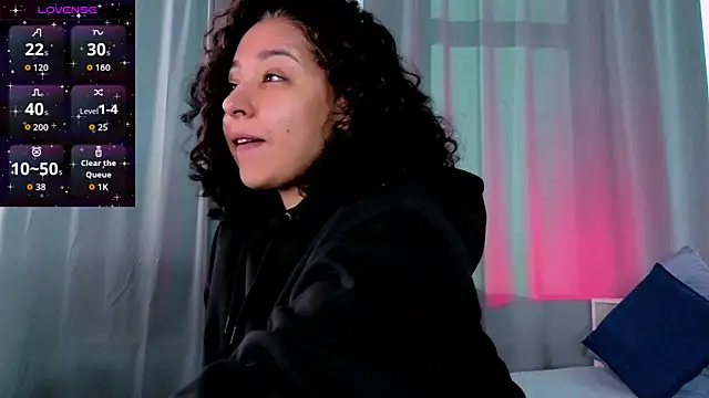 Aisha Goldstein online show from March 22, 2026, 6:04 am