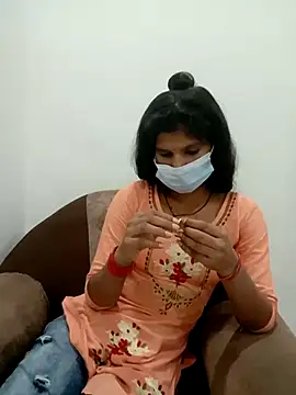 Hina School online show from October 13, 2025, 4:41 pm