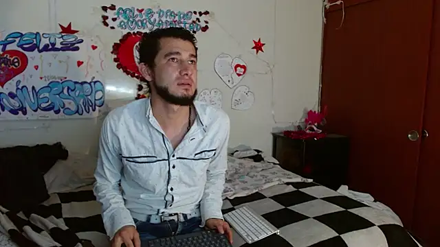 picante70  online show from February 17, 2026, 11:18 am