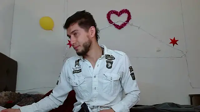 picante70  online show from October 28, 2025, 1:21 pm