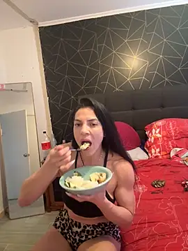 Kattefit online show from November 17, 2025, 5:17 pm