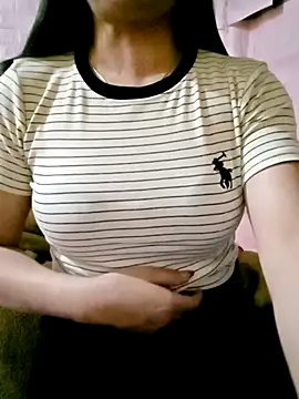 SansanCii online show from March 7, 2026, 2:33 pm