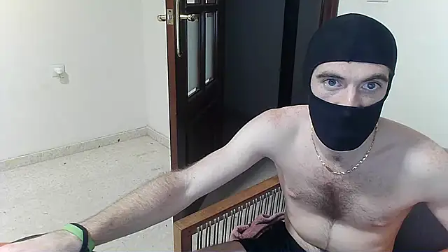 ZorroRomeo online show from October 15, 2025, 5:10 pm