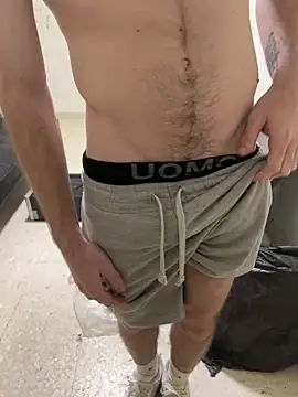 ZorroRomeo online show from October 13, 2025, 9:33 am