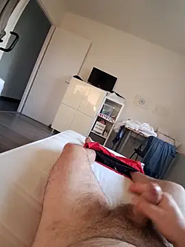 Snapshot of nico33000a chatting on February 25, 2026, 4:51 pm nico33000a online show from February 25, 2026, 4:51 pm