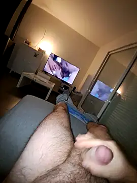 Snapshot of nico33000a chatting on February 10, 2026, 9:25 pm nico33000a online show from February 10, 2026, 9:25 pm