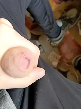 szabi1995 online show from October 15, 2025, 1:30 pm