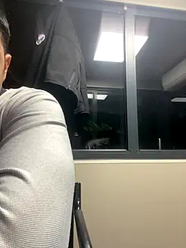 arasazgin online show from November 3, 2025, 12:27 am