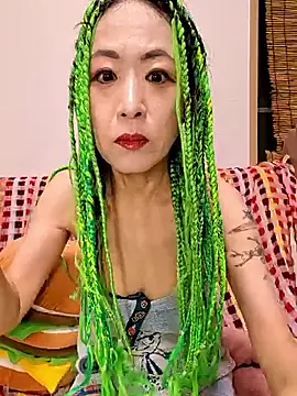 Snapshot of jyuse000ryuse chatting on July 10, 2026, 10:26 am jyuse000ryuse online show from July 10, 2026, 10:26 am