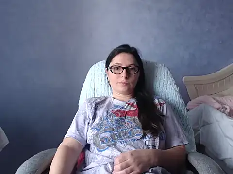 LuckyLisa23 online show from March 25, 2026, 11:53 am