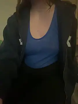 KittieCreme online show from March 20, 2026, 3:24 pm