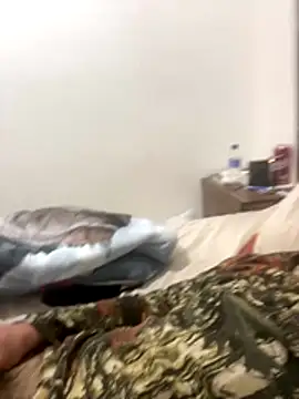 KingFlores online show from December 21, 2025, 5:31 am