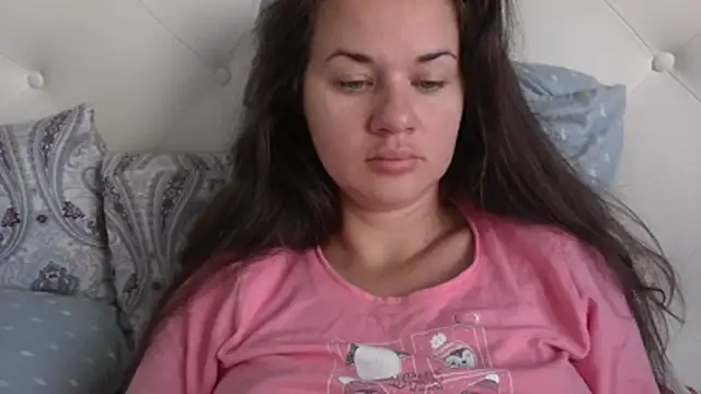 GiaaCaranggi online show from October 26, 2025, 5:41 am