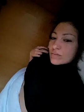 Snapshot of PinkCurvyLady90 chatting on March 16, 2026, 12:31 pm PinkCurvyLady90 online show from March 16, 2026, 12:31 pm