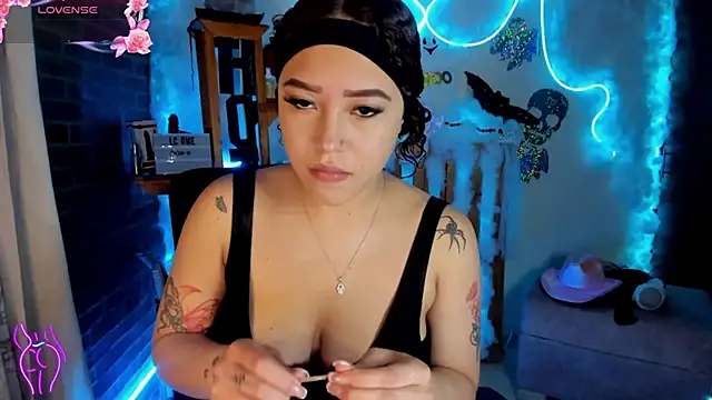 Lizz martins online show from October 16, 2025, 2:20 am