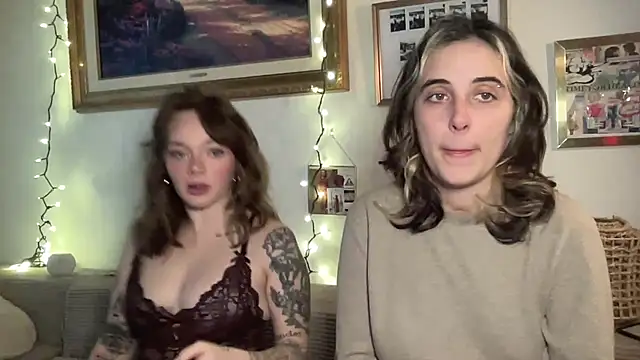 lill daddysgirl online show from December 16, 2025, 12:15 am