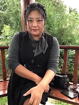 xiya8899 online show from October 13, 2025, 6:48 am