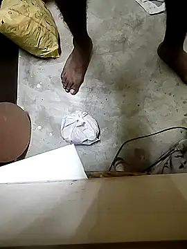 Snapshot of laand__765 chatting on March 3, 2026, 8:38 pm laand 765 online show from March 3, 2026, 8:38 pm