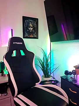 sofiahothead online show from March 1, 2026, 1:27 am