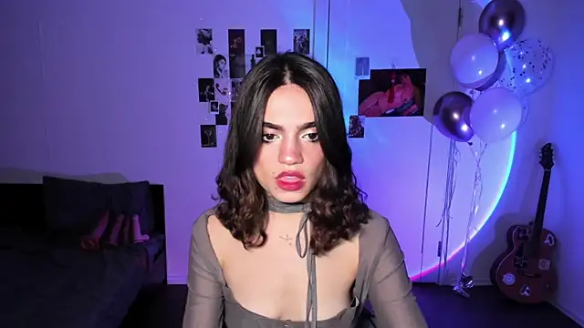 nightfloatt online show from October 22, 2025, 1:43 pm