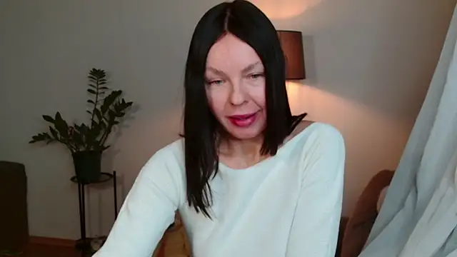 Snapshot of LittleNicolee chatting on February 23, 2026, 3:12 pm LittleNicolee online show from February 23, 2026, 3:12 pm