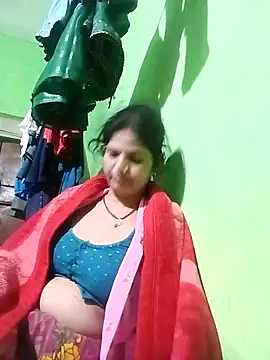 Karishma cute online show from November 20, 2025, 3:12 pm