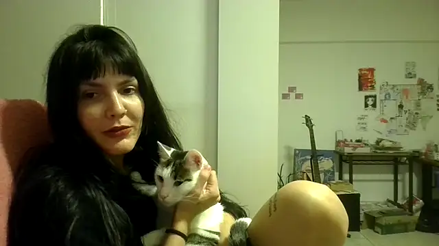 miapink33 online show from March 8, 2026, 1:00 am