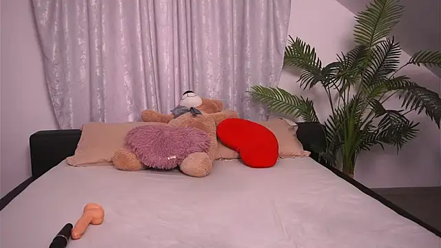 TenderSin online show from February 8, 2026, 8:01 am