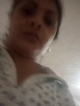 Mariapaula88 online show from November 8, 2025, 8:12 pm