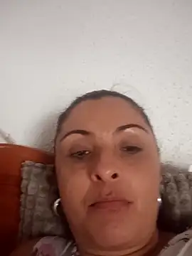 Mariapaula88 online show from November 7, 2025, 3:49 pm