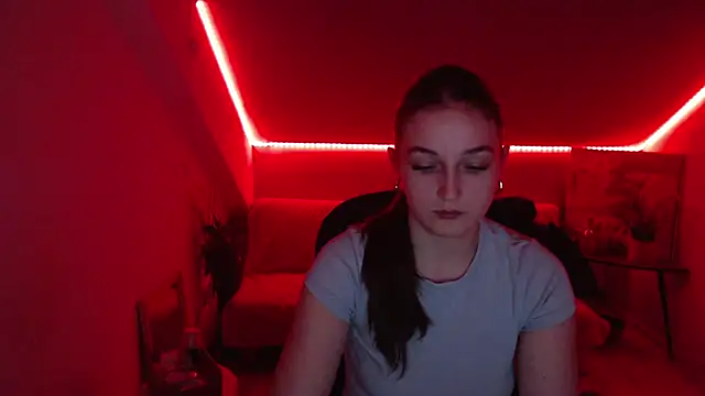 AnneWilsonn online show from February 3, 2026, 1:16 pm