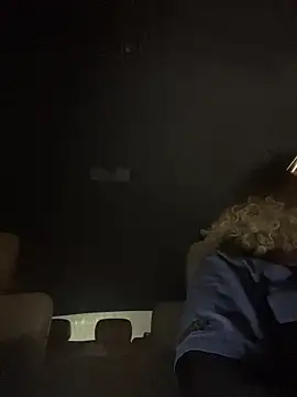 queenkelly1234 online show from November 4, 2025, 10:08 am