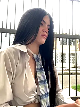 PamelaJonsom  online show from October 31, 2025, 2:13 pm