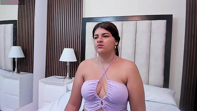 AMANDA HOTXXX online show from October 18, 2025, 3:30 am