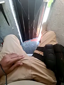 Raczos online show from October 26, 2025, 5:13 pm