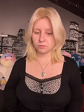 Snapshot of BonnyeBoom chatting on March 4, 2026, 4:15 pm BonnyeBoom online show from March 4, 2026, 4:15 pm