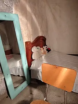 Snapshot of EliaStone05 chatting on January 9, 2026, 5:58 am EliaStone05 online show from January 9, 2026, 5:58 am