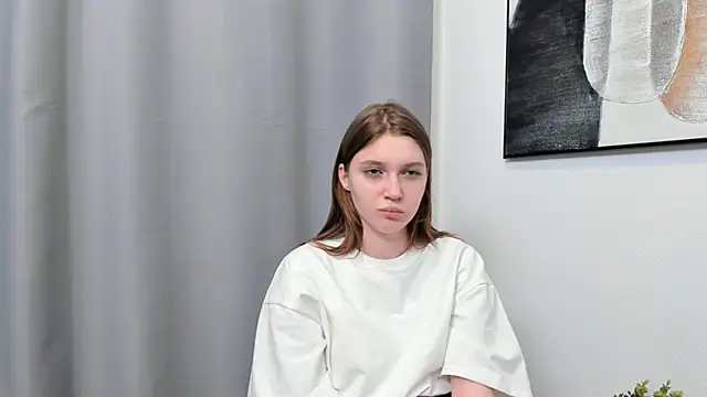 Snapshot of RoslynArcuo chatting on October 18, 2025, 5:15 pm RoslynArcuo online show from October 18, 2025, 5:15 pm