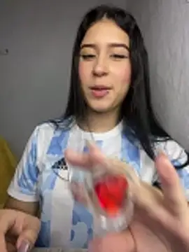 cristalxxx hott online show from November 17, 2025, 9:41 pm