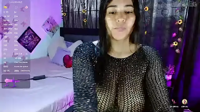 Snapshot of HaannaAGT chatting on November 5, 2025, 8:45 pm HaannaAGT online show from November 5, 2025, 8:45 pm