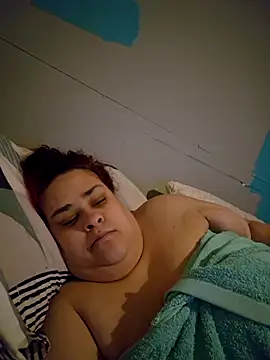 Snapshot of BigBusty_VoluptuousMilfX chatting on March 4, 2026, 10:17 pm BigBusty VoluptuousMilfX online show from March 4, 2026, 10:17 pm