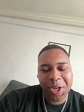 Snapshot of Elsoldado1 chatting on May 2, 2026, 11:59 am Elsoldado1 online show from May 2, 2026, 11:59 am