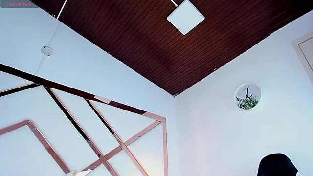 Justin valverde online show from February 8, 2026, 2:20 am