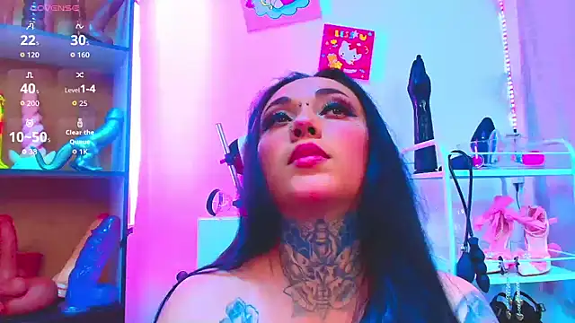 Elisce cloudd online show from June 12, 2026, 1:58 am