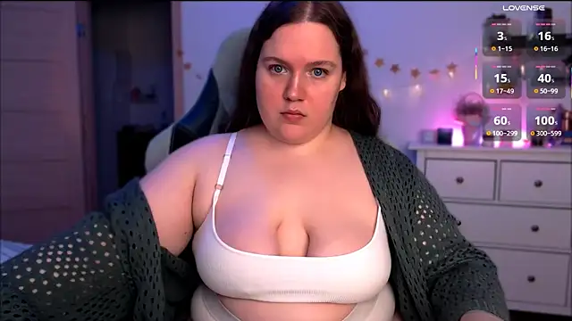 SummerTina online show from February 19, 2025, 3:49 pm