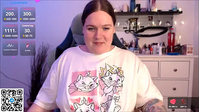 SummerTina online show from December 4, 2024, 6:44 pm