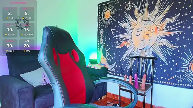 Cat  Moon   online show from July 1, 2026, 6:52 pm