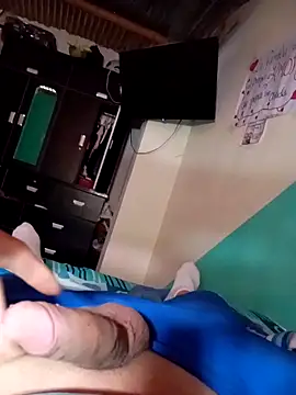 WIlGar1993 online show from October 23, 2025, 2:27 pm