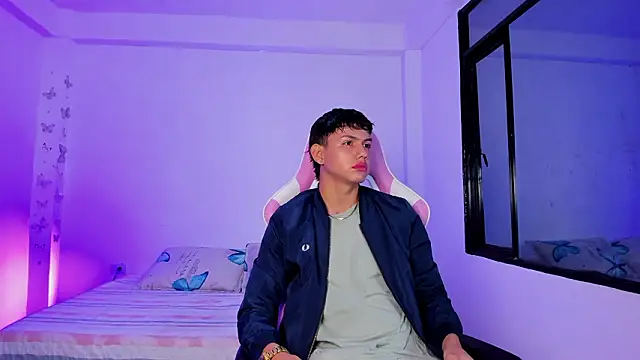 Snapshot of Axel_Cody_ chatting on February 9, 2026, 11:19 am Axel Cody online show from February 9, 2026, 11:19 am