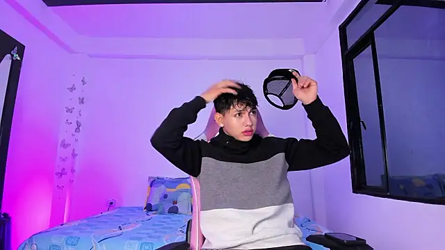 Snapshot of Axel_Cody_ chatting on February 26, 2026, 11:32 am Axel Cody online show from February 26, 2026, 11:32 am